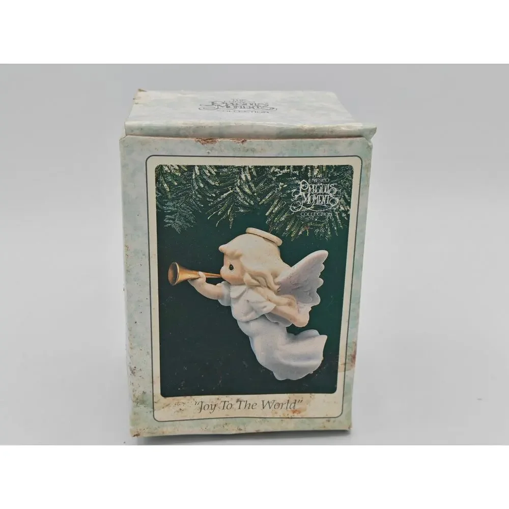 Precious Moments 150320 Joy To The World Enesco Angel Holding Horn Ornament 1995